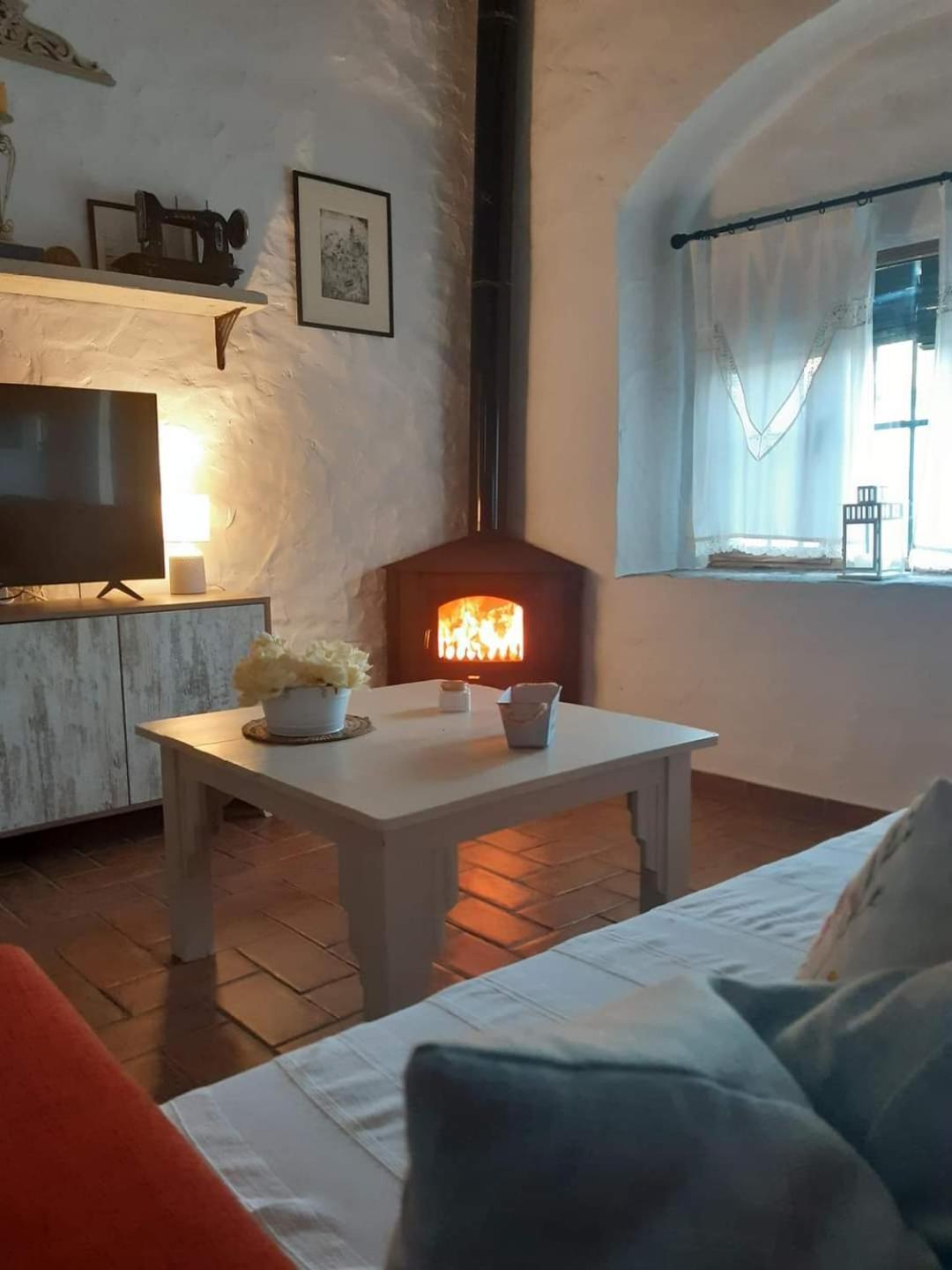 Casa Rural El Nino Santamaria , Con Piscina Y Wifi ベヘール・デ・ラ・フロンテーラ エクステリア 写真